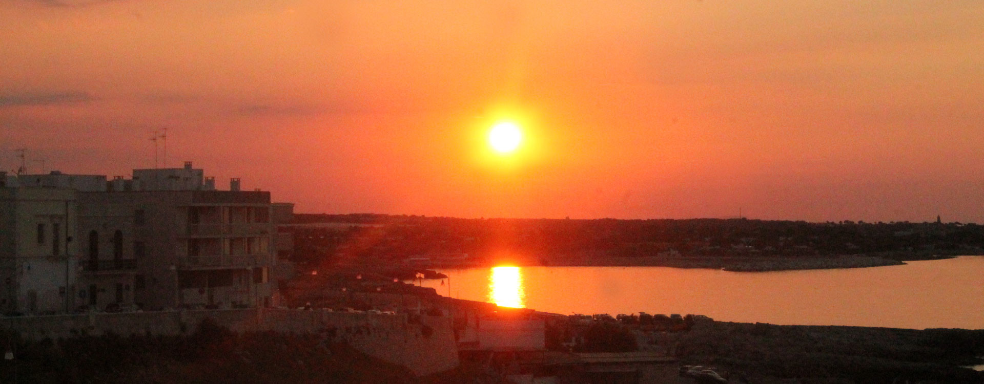 A romantic sunset in Polignano a Mare